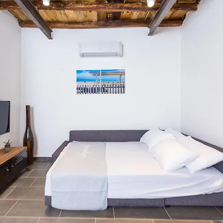 Mosina Apartments-2