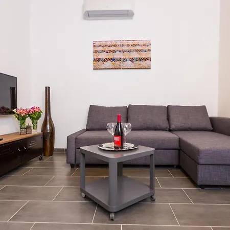 Mosina Apartments-3